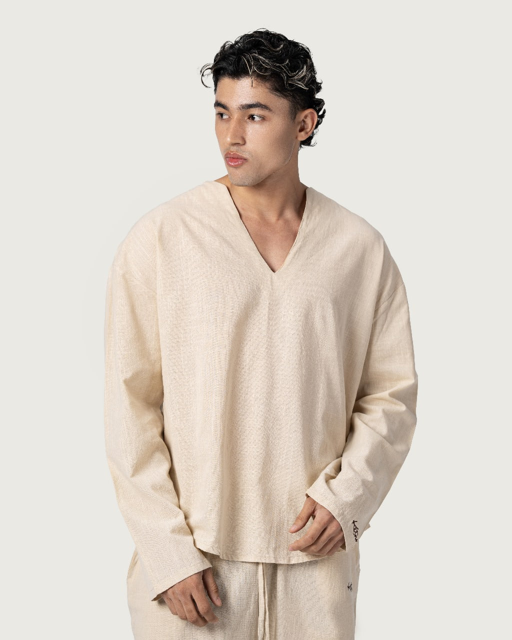 Horizon V-Neck